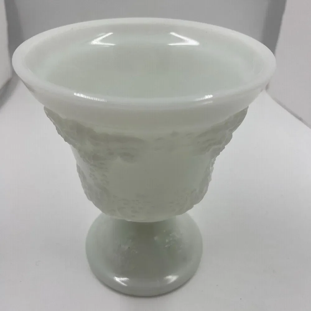 Vintage E O Brody White Milk Glass M4300 Pedestal Vase Grape Vine Cleveland Ohio
